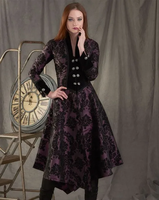 7110 Simplicity Schnittmuster Fantasy Mantel