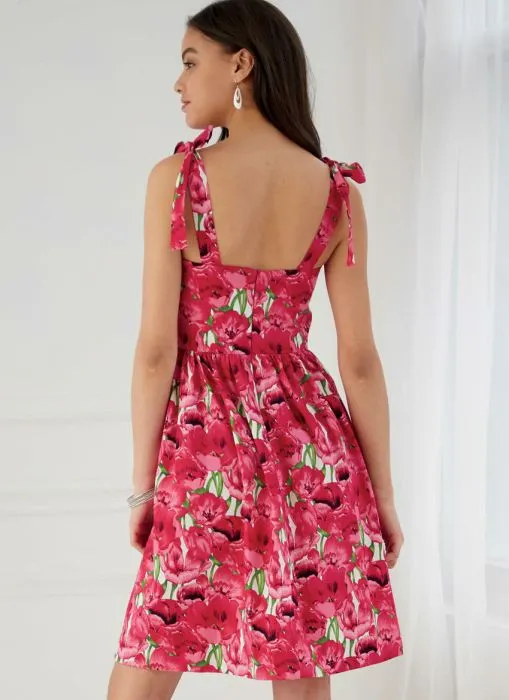 M7778 McCalls Schnittmuster Kleid Jumpsuit