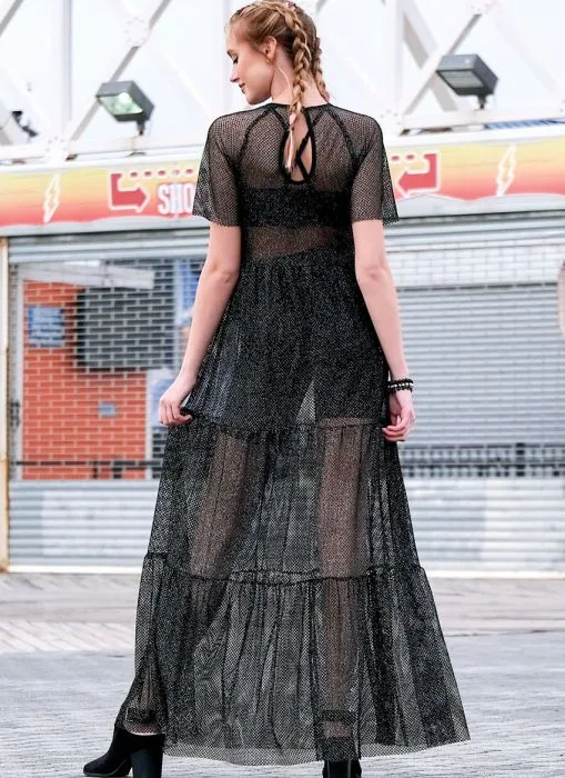 M8110 McCalls Schnittmuster Maxikleid Stufenkleid