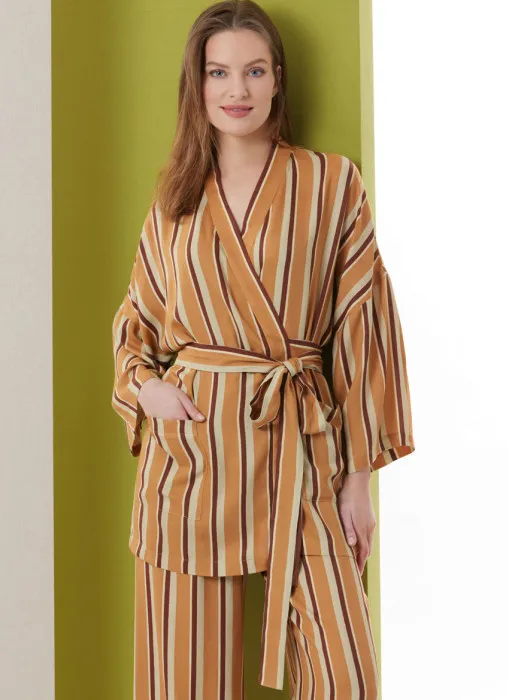 B7047 Butterick Schnittmuster Morgenmantel Hose