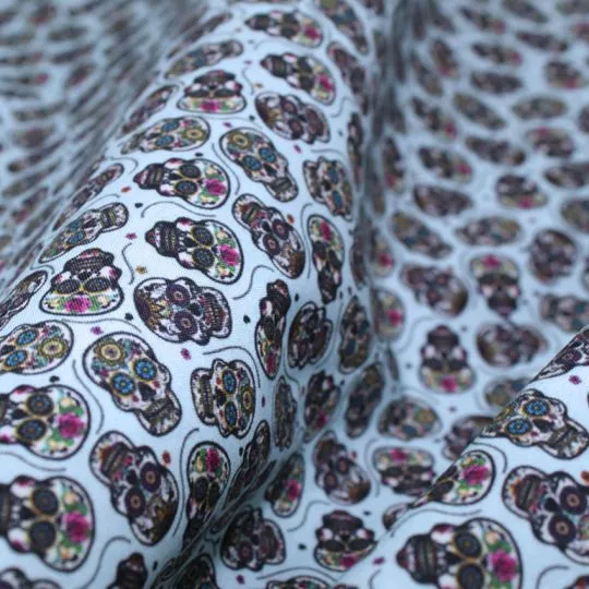 Rest: 2m Baumwollstoff Popeline Skull Kult hellblau