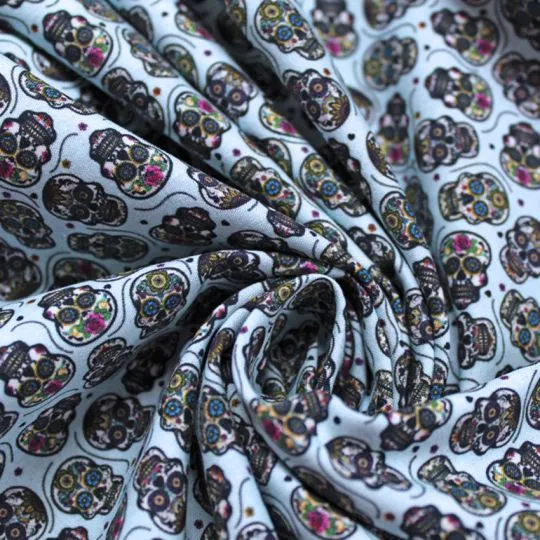 Rest: 2m Baumwollstoff Popeline Skull Kult hellblau