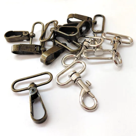 KONVOLUT Karabinerhaken 12 Stück