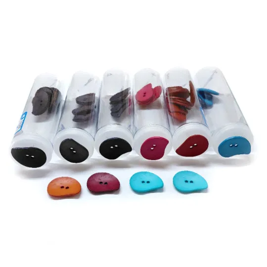 KONVOLUT Mantelknöpfe in Tropfenform 46 Stück