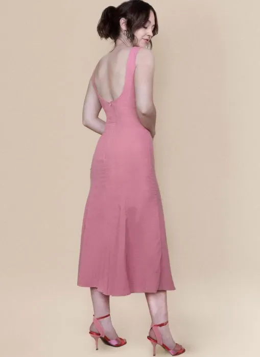 M8382 McCalls Schnittmuster Designer-Kleid