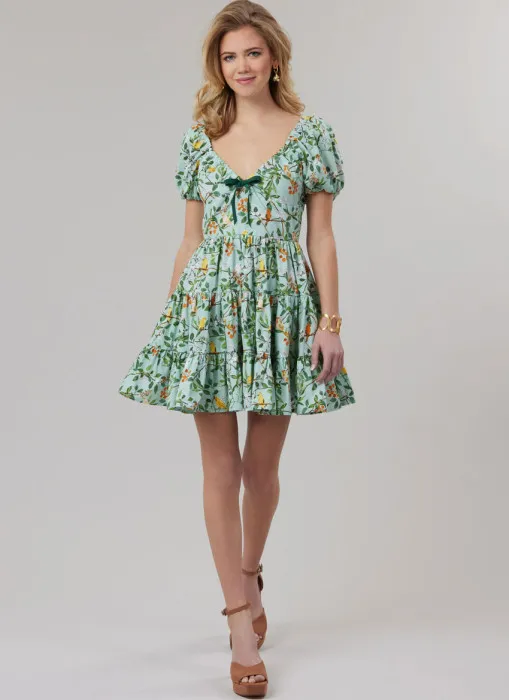 M8575 McCalls Schnittmuster Stufenkleider