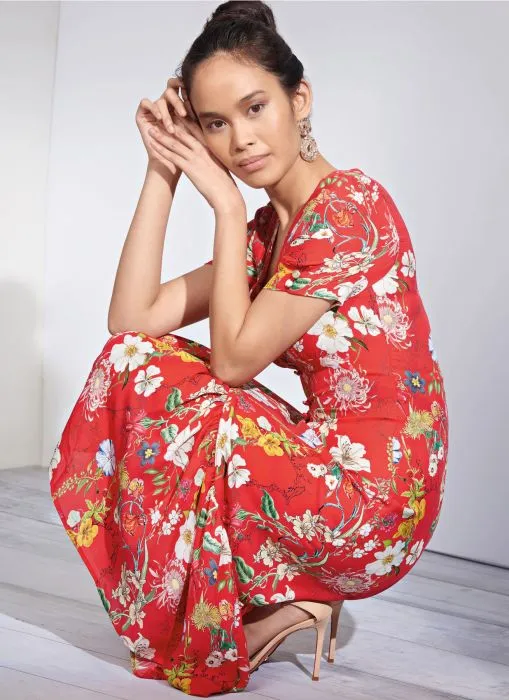 8875 Simplicity Schnittmuster Kleid im Empire-Stil