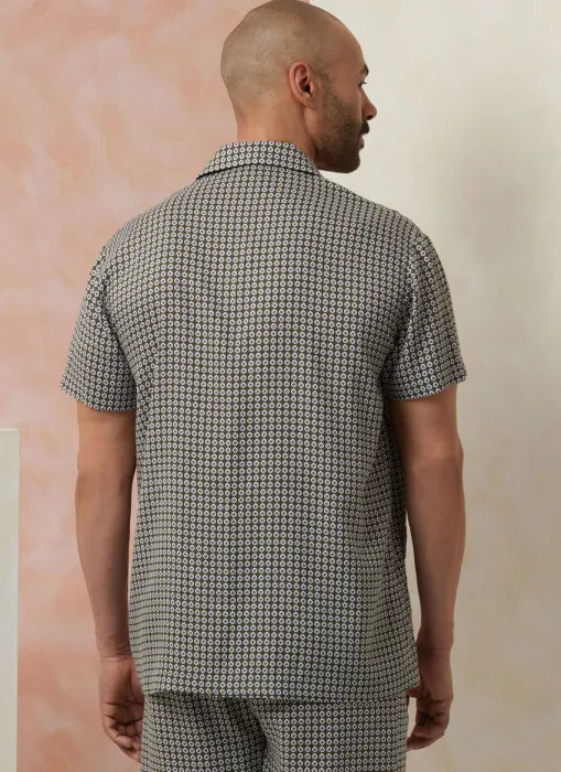 V2121 VOGUE Schnittmuster Herren-Pyjama S-3XL